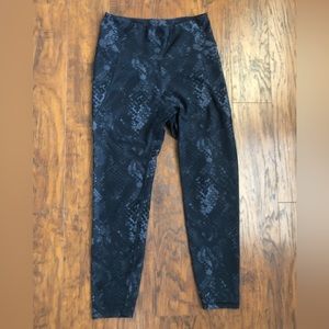 Old Navy Active Elevate Leggings